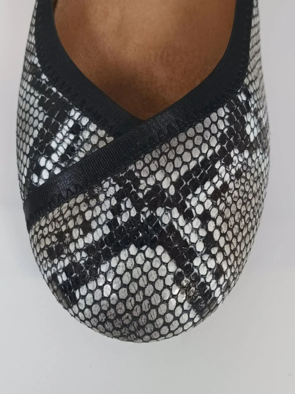 Vionic Carroll Women’s 7 Ballet Flats Black Snake Print Leather Balletcore